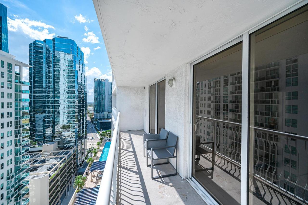 The Club At Brickell Bay Apartment Miami Exterior photo