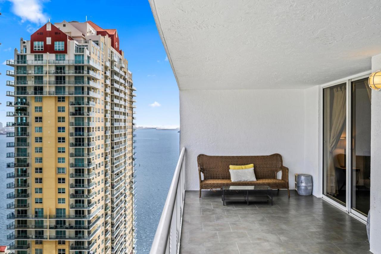 The Club At Brickell Bay Apartment Miami Exterior photo