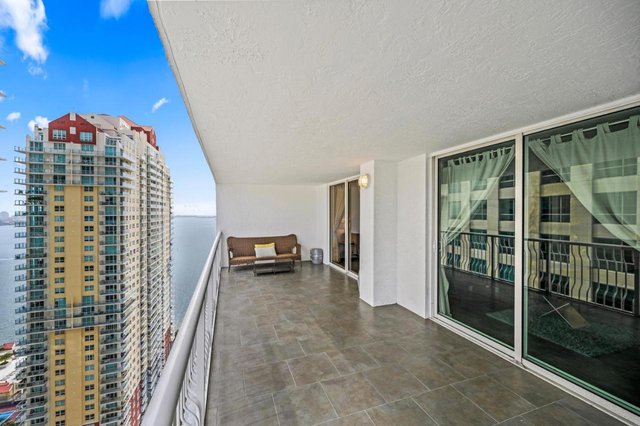 The Club At Brickell Bay Apartment Miami Exterior photo