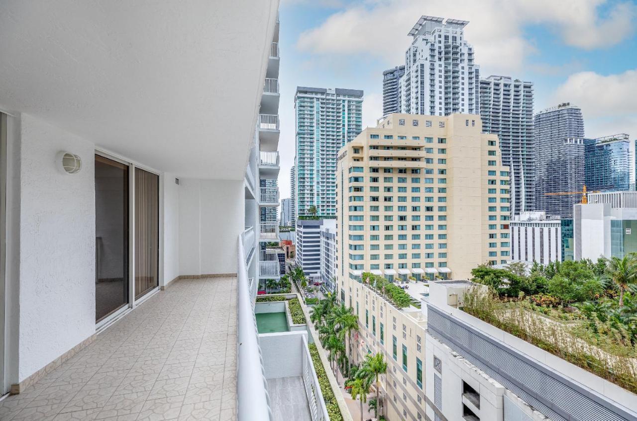 The Club At Brickell Bay Apartment Miami Exterior photo