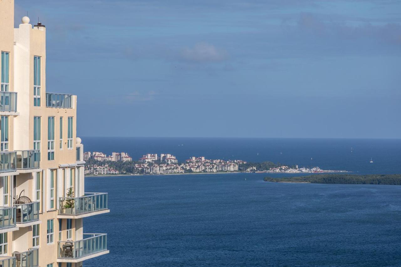 The Club At Brickell Bay Apartment Miami Exterior photo